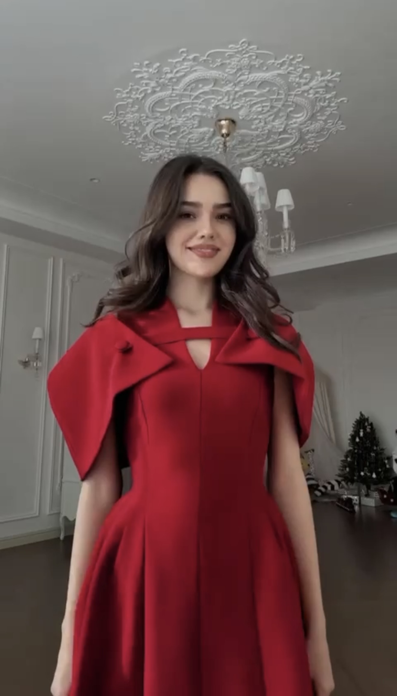فستان ميد ناري للعيد