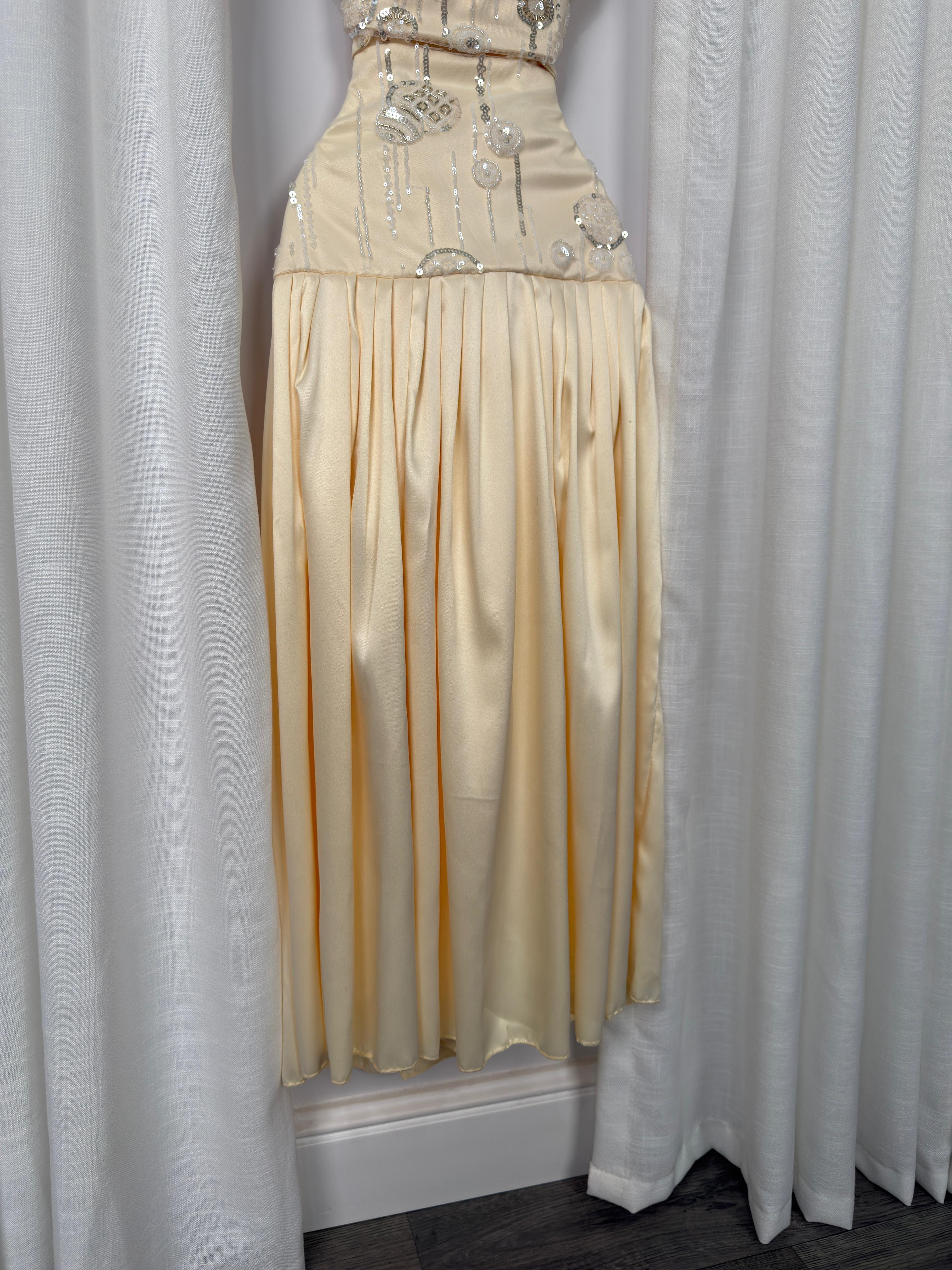بدلة عيد بتصميم راااقي