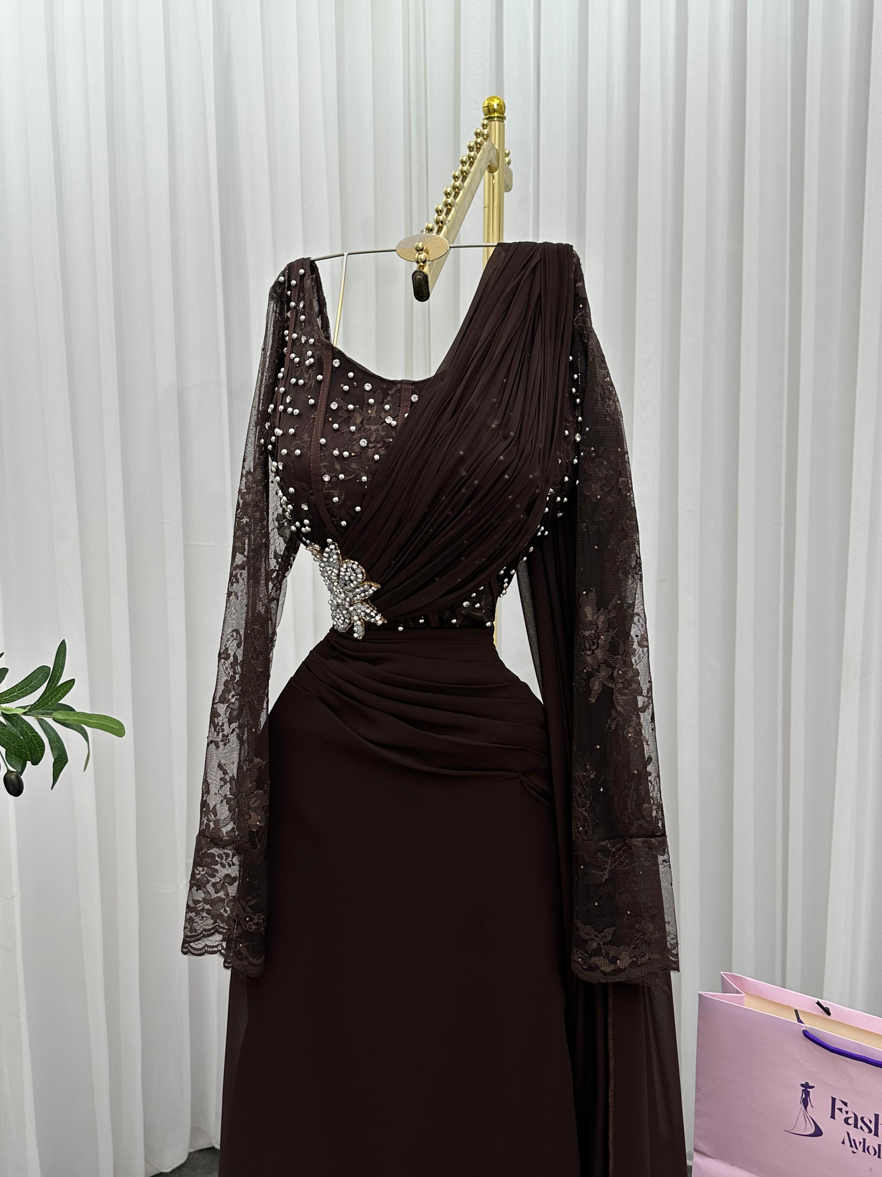 فستان سهرة مميز 