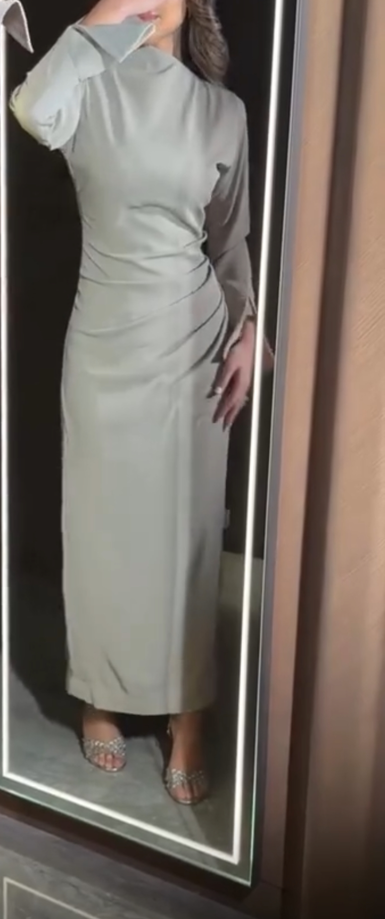 فستان ناعم مناسب للعيد