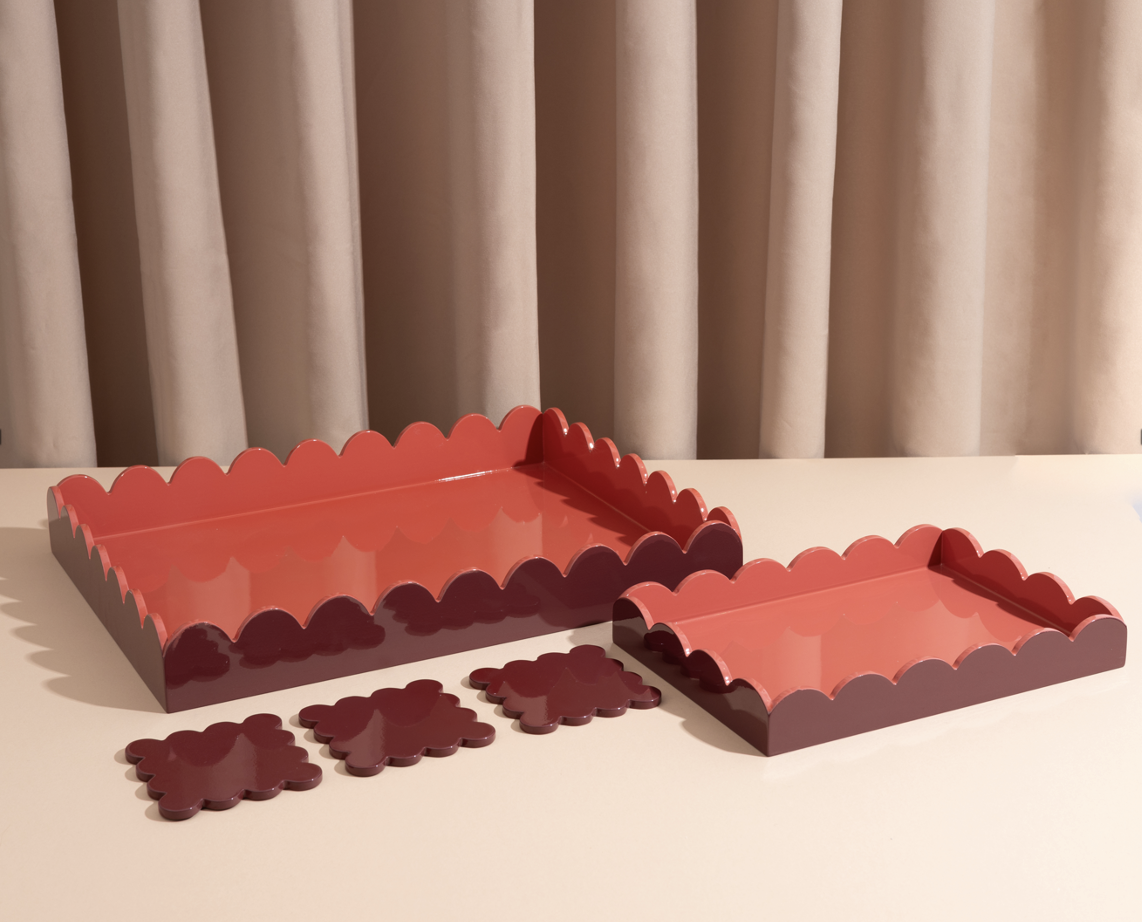   LACQUER TRAY WITH SCALLOPED EDGES BY DAREE HOME 
