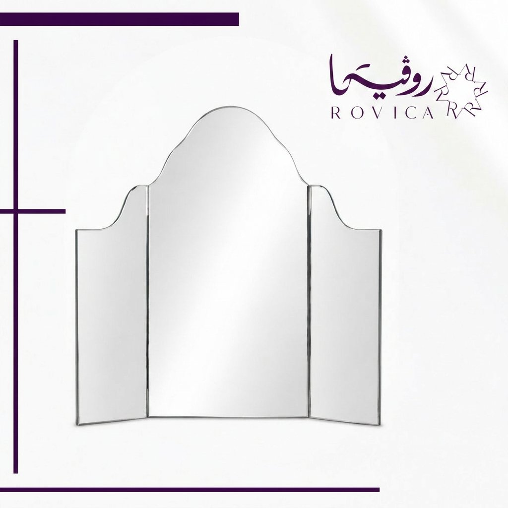 مرآيا تسريحة قابلة للطي بخلفية بيضاء
