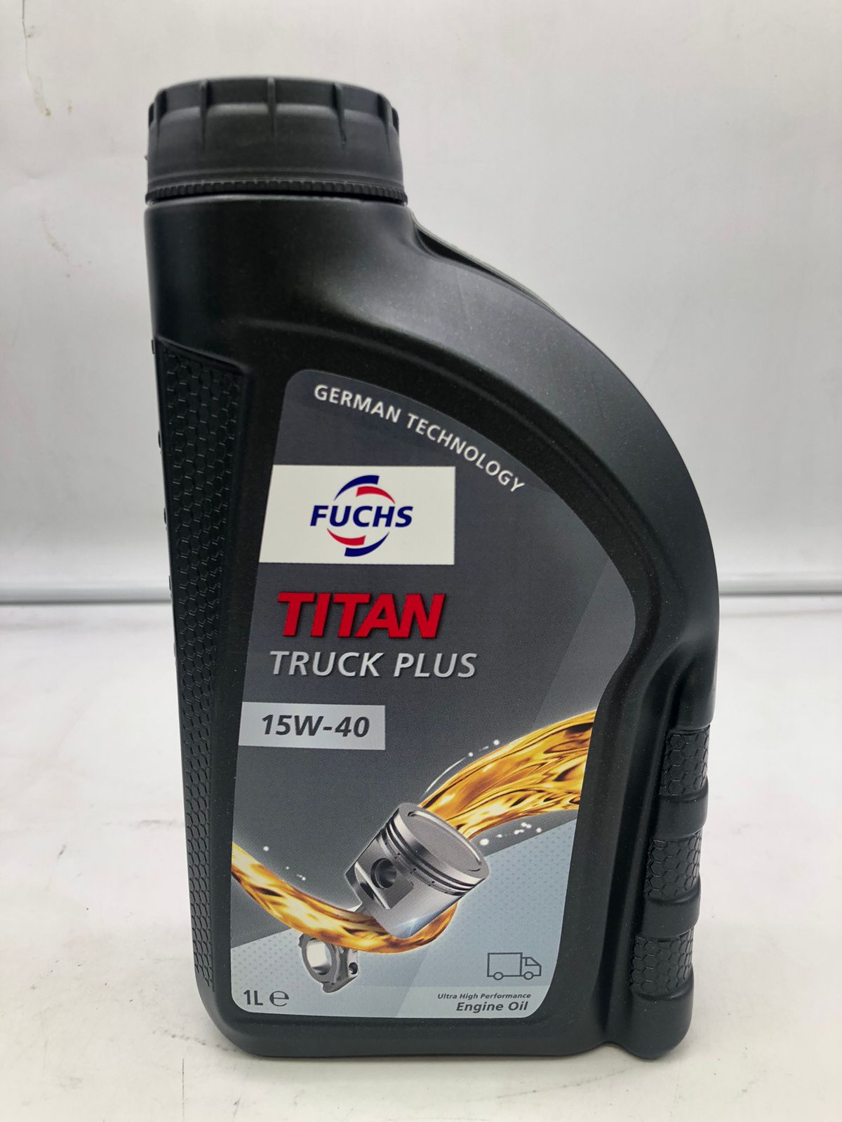 1L bottle of FUCHS TITAN Truck Plus 15W-40 engine oil for diesel and gasoline engines