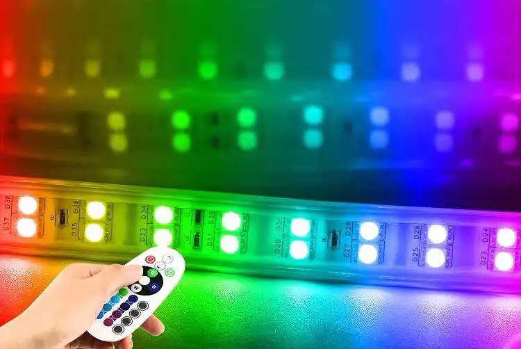  انارة مخفية خطين 7 واط  ملون  