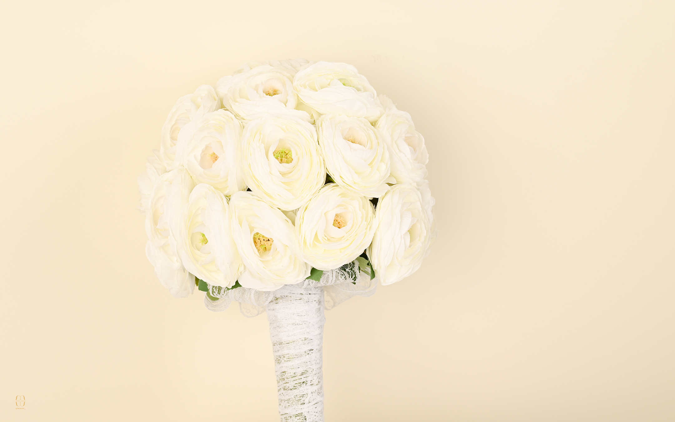 مسكة ورد عرايس