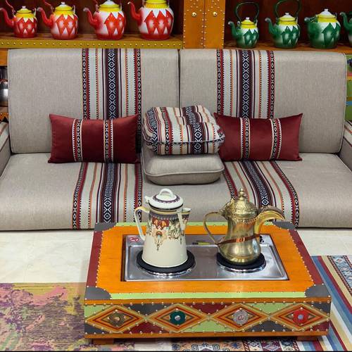 منقد لمسات تراثية 