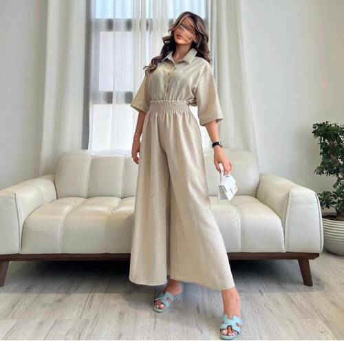 Pantsuit With A Linen Shirt