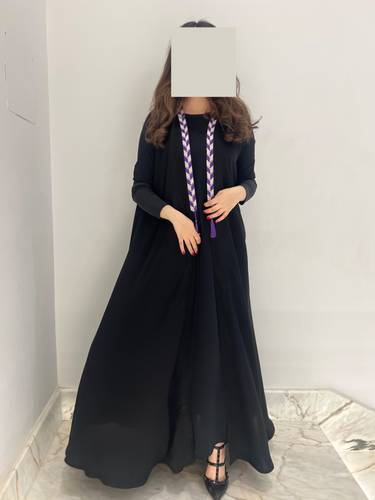 عباية أسود كلفة بنفسجي أكمام أسود