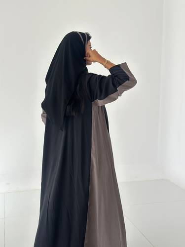عباية كريب ياباني