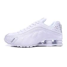  Nike سنيكر 'شوكس R4