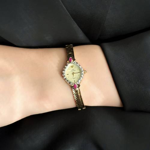 ساعة عتيقة ماركة Jules Jurgensen من ١٩٨٠م