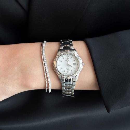 ساعة عتيقة ماركة Seiko من 1990م
