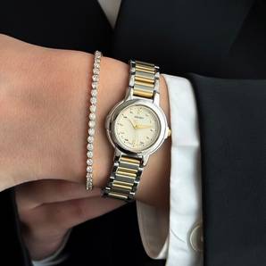 ساعة فنتج أنيقة ماركة Seiko من 1990م