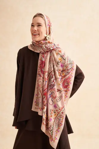 Solara Cotton Silk Scarf Pomegranate Blossom وشاح سولارا من القطن والحرير بنقشة زهر الرمان