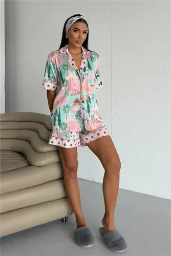 Viaggio Creativo Satin Short Pajama Set