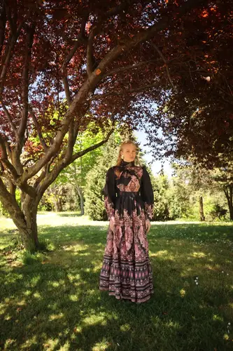 Exquisite Linen Dress فستان كتان فاخر