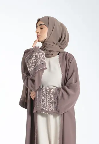 Inayah Taupe Embellished Kimono Abaya 65202-104 عباية كيمونو مزينة بلون بني رمادي