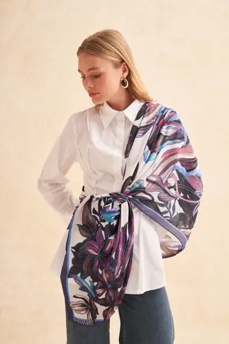 Botanical Shoulder Shawl Navy Blue شال كتف نباتي، لون كحلي