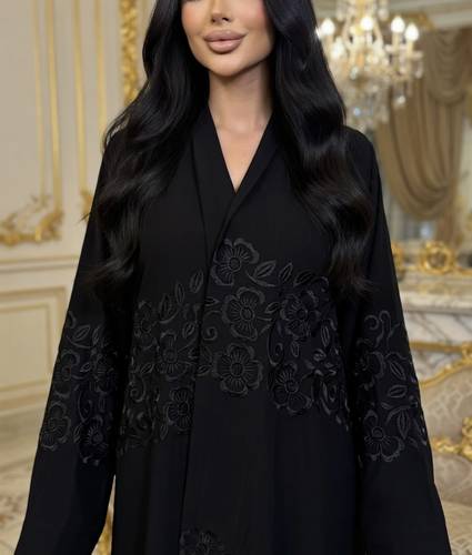 عباية مطرزة أسود مع طرحه 202523-3727