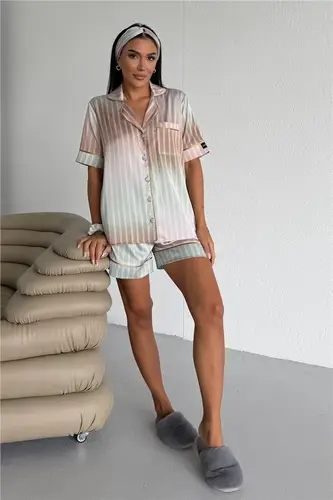 Sogni Lineari Satin Short Pajama Set