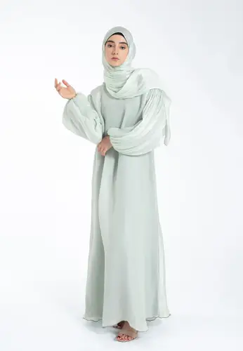 Luxury Mint Organza Dainty Embellished Closed Abaya 65226-636 عباية مغلقة فاخرة من الأورجانزا بلون النعناع مزينة بدقة