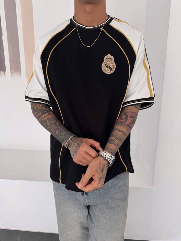 Real Madrid Retro T-Shirt – Black / White