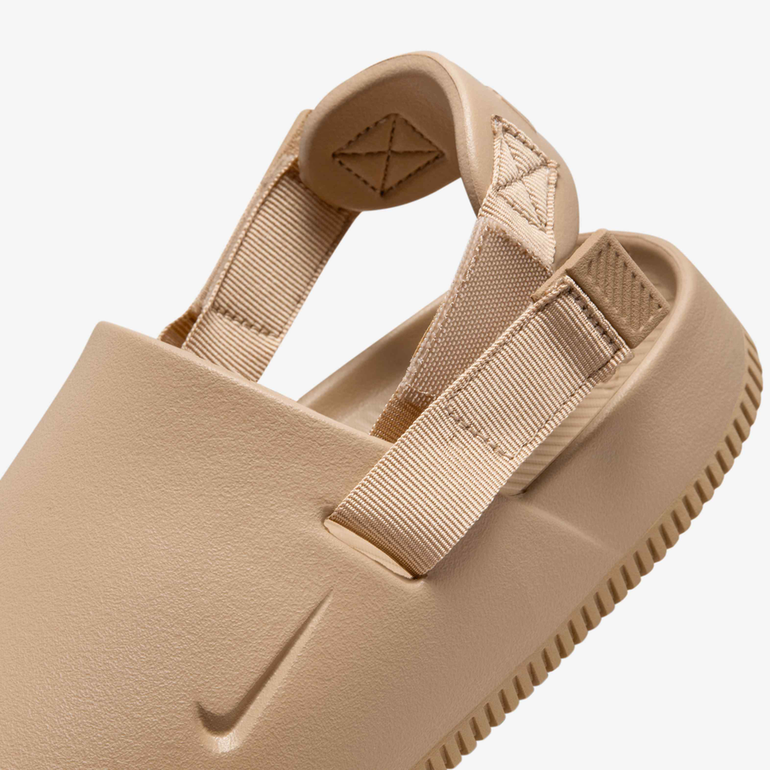 Nike Calm “Beige”