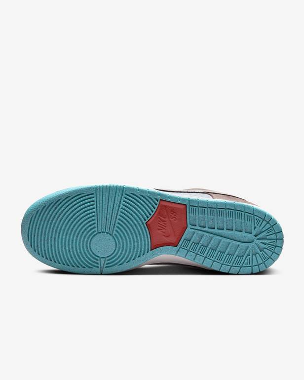 Nike Dunk Low Big Money Sneakers