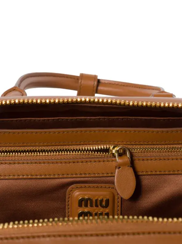 حقيبة Miu Miu جلدية بنية – تصميم فاخر أنيق