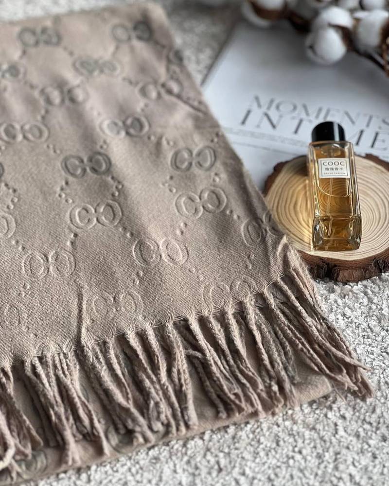 Gucci shawl