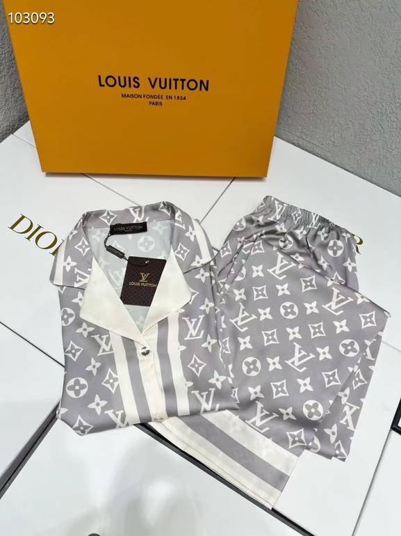 Luxury Monogram Pajama – Silver