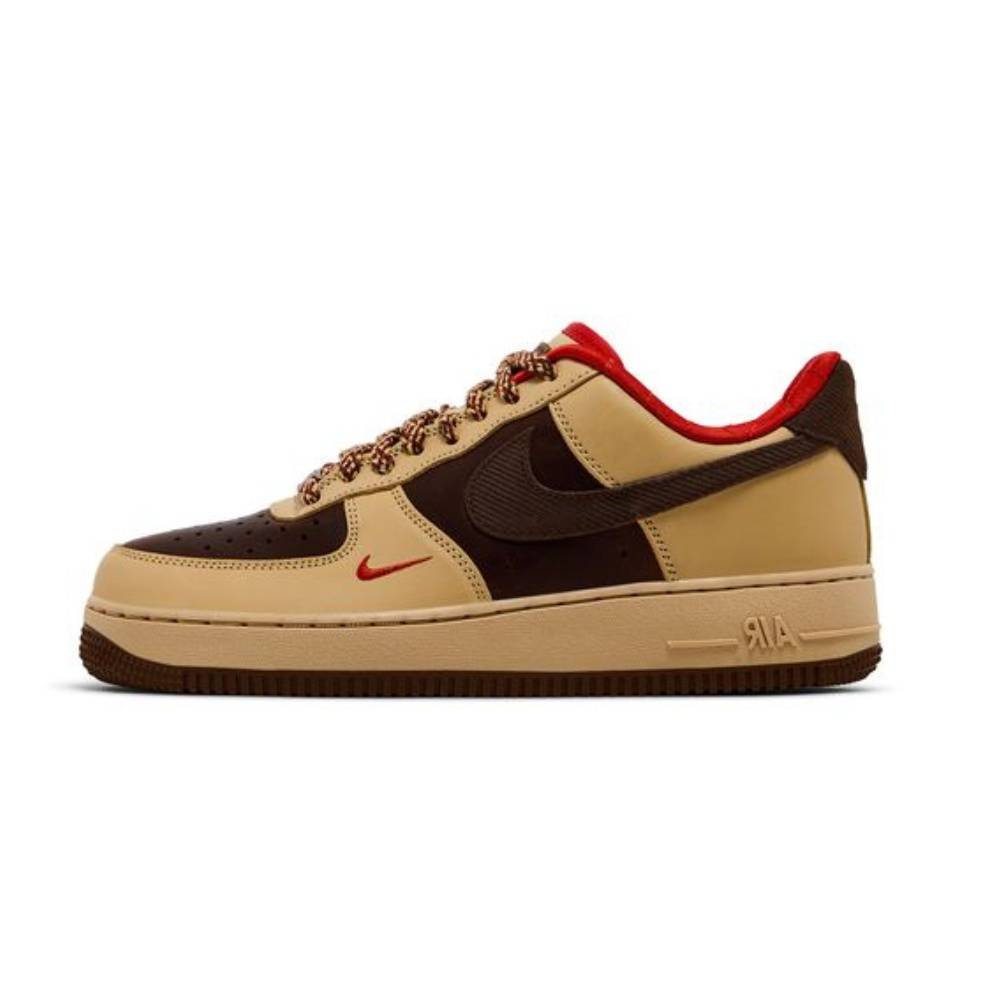 حذاء نايك Air Force 1’07 بني وبيج – سنيكرز كلاسيك