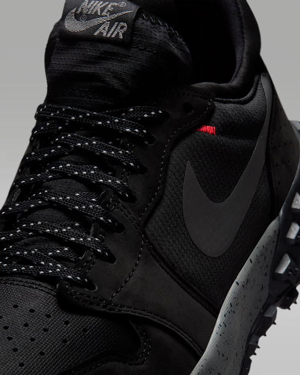 Jordan Element Low Trainers “Black”