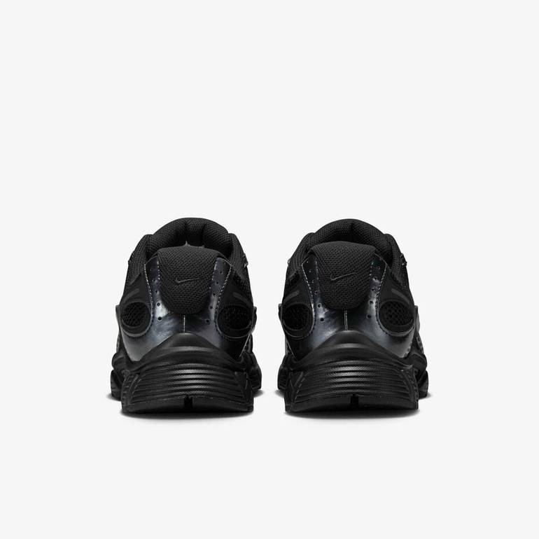 Nike V5 RNR “Black” Sneakers