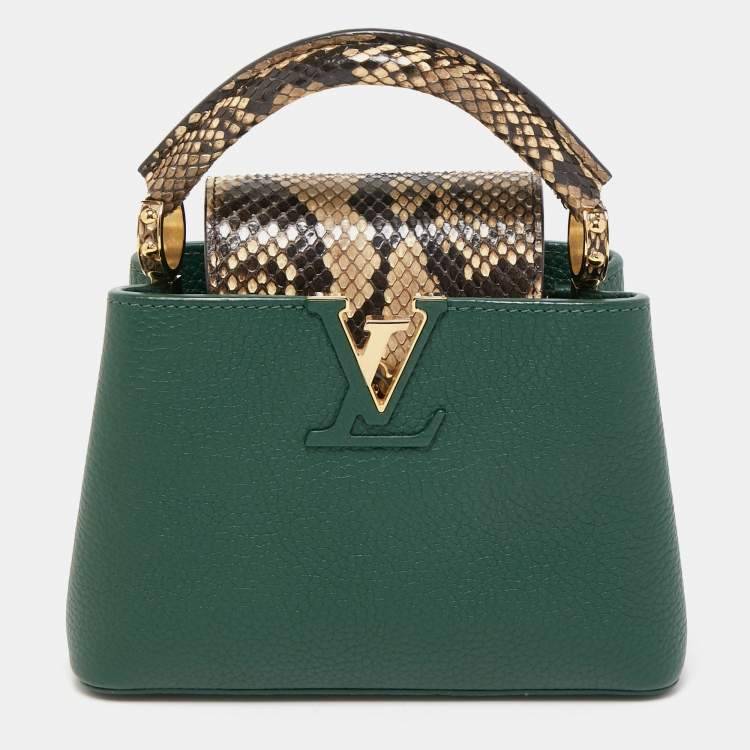 شنطة يد Louis Vuitton Capucines بتصميم فاخر ومقبض علوي – أخضر