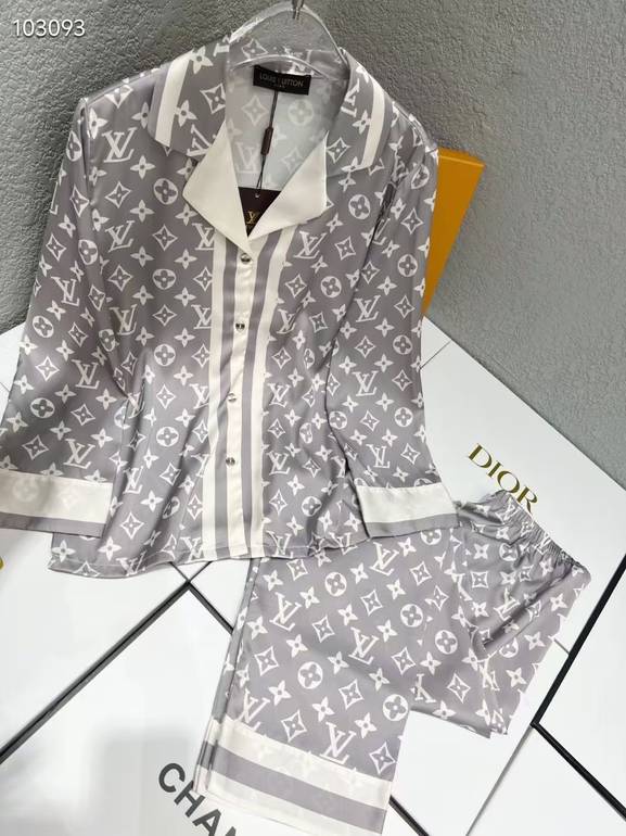 Luxury Monogram Pajama – Silver