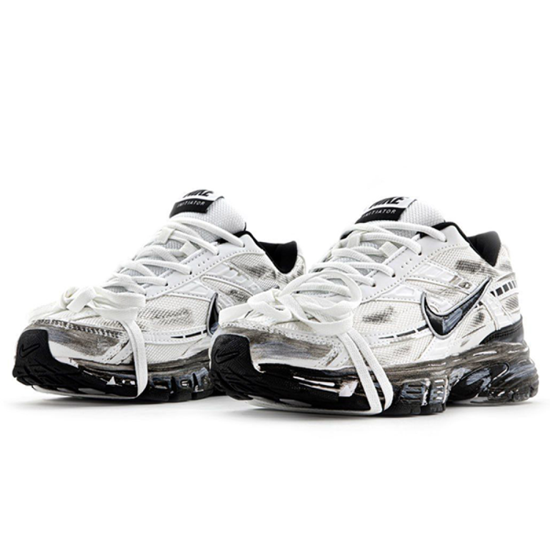 Nike Infinity Run White & Black Running Sneakers