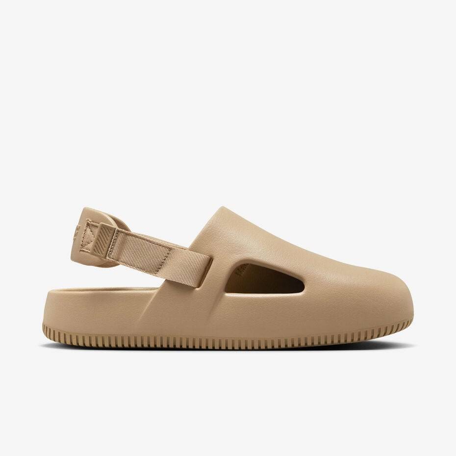 Nike Calm “Beige”