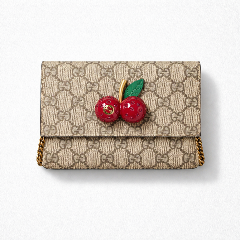 Gucci GG Supreme Cherry Mini Chain Bag – Beige