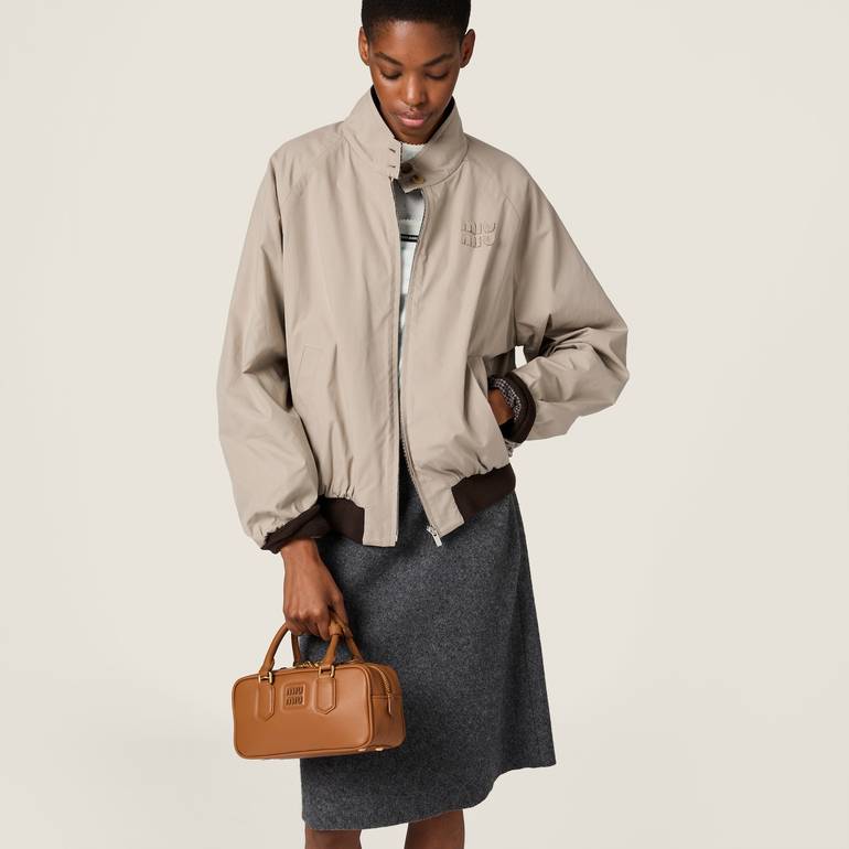 Miu Miu Brown Leather Handbag – Elegant Luxury Design
