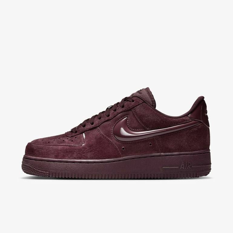 Men’s Burgundy Sneakers – Classic Casual Style - Nike Force 1’07