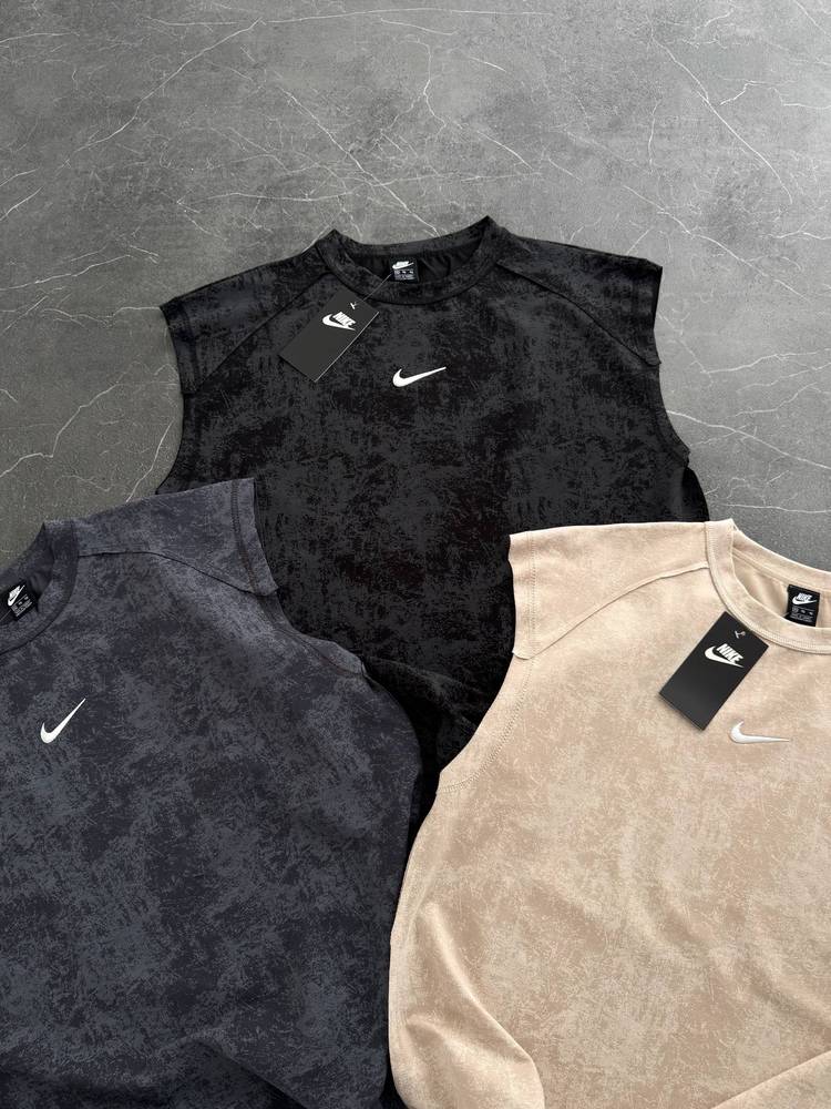 Nike Street Fit Tee