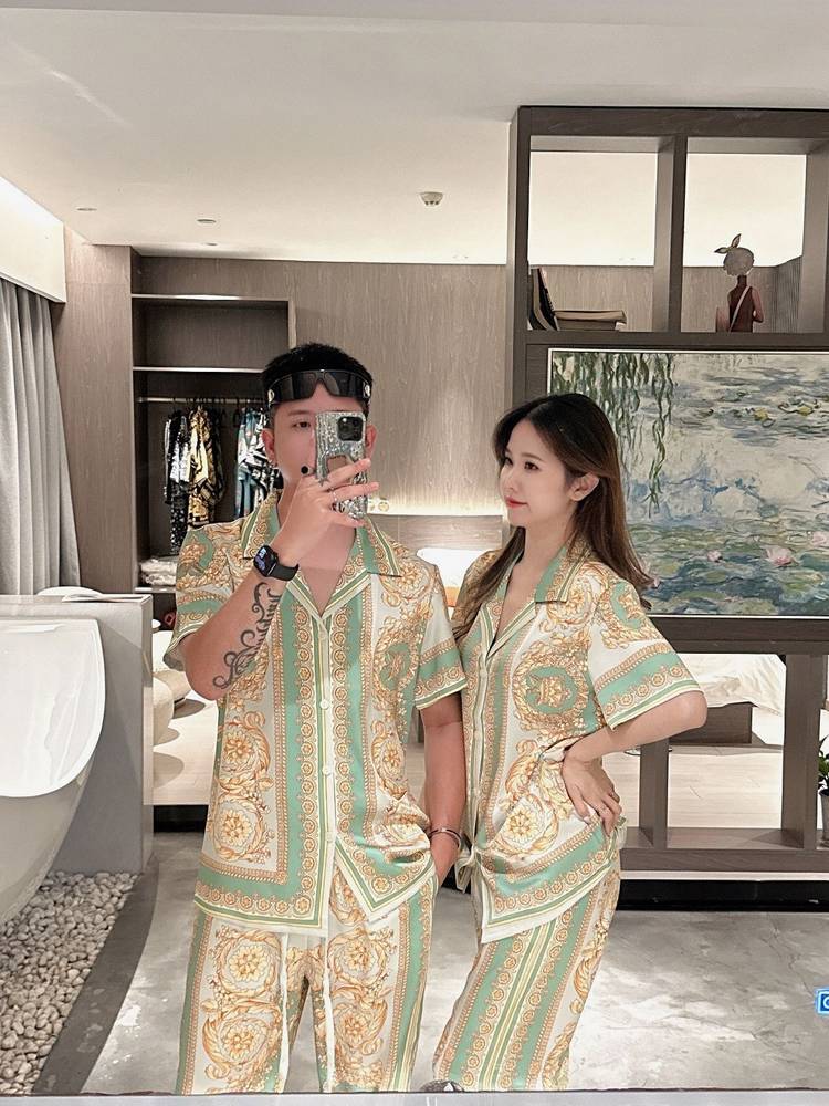 Versailles Luxury Pajama Set – Green & Gold