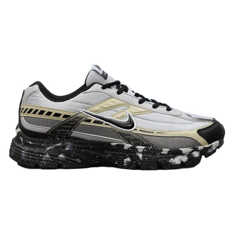Nike Infinity Run White & Black Running Sneakers