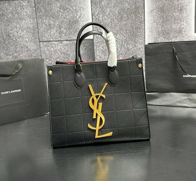 شنطة يد Saint Laurent بشعار YSL الكبير – أسود
