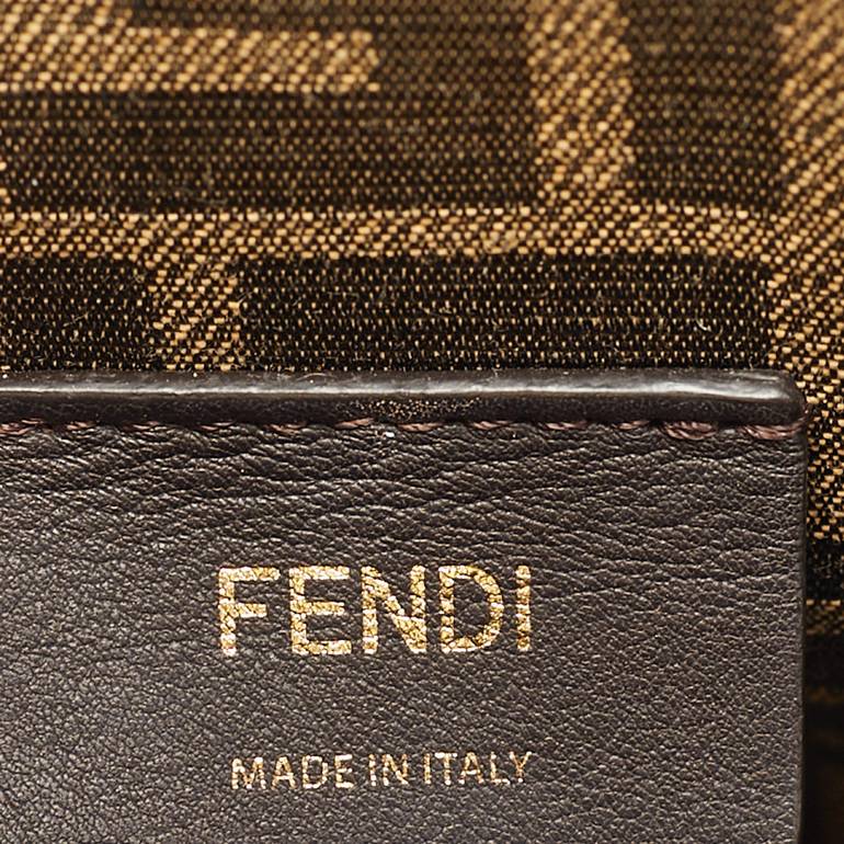 Fendi Frame Clutch Bag with Shoulder Strap – Navy