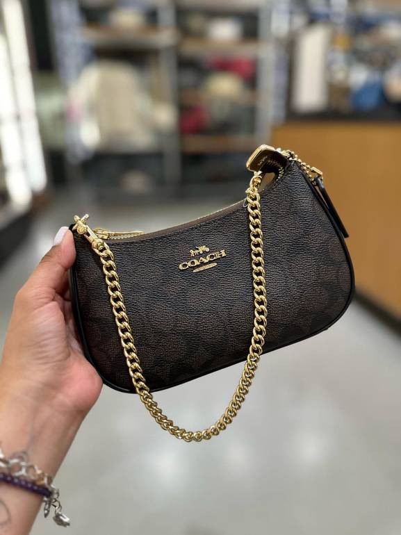 COACH Mini Chain Shoulder Bag – Black