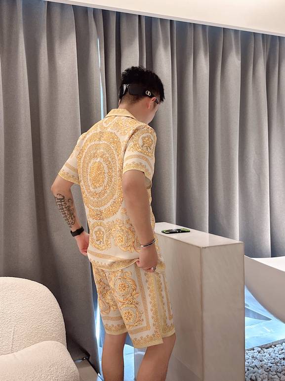 Luxury Summer Pajama Set – Baroque Print Inspired by Versace