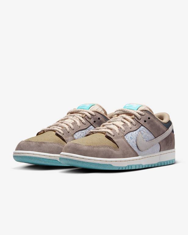 Nike Dunk Low Big Money Sneakers