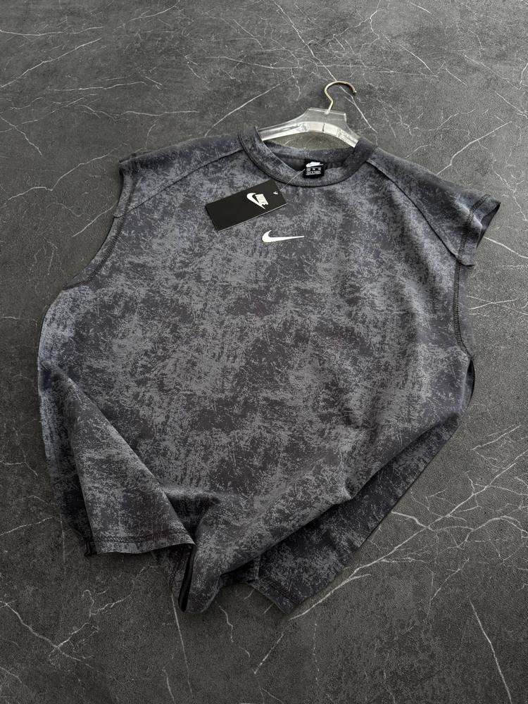 Nike Street Fit Tee